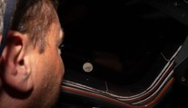 Dojemný moment mise Artemis II. Astronaut pojmenoval kráter po zesnulé manželce