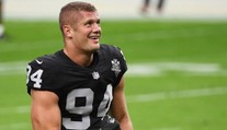 Revoluce v NFL. Fotbalista přiznal, že je gay. Jako první v historii