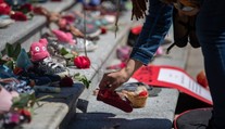 V kanadské škole našli dalších 160 dětských hrobů. Žáky týrali učitelé