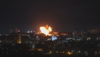 Kyjev čelil masivnímu raketového útoku. Rusko mělo vypálit přes 40 raket