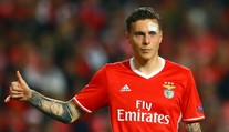 Spasitel Lindelöf! Přestupem zachránil svůj bývalý klub