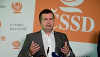 Boj o vedení ČSSD je v plném proudu! Důležitý sjezd se rychle blíží