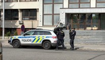Zásah ozbrojenců v pražském hotelu. Muž měl střílet z airsoftové zbraně