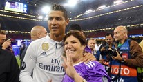 Božský Cristiano přestál těžké chvíle! Jeho maminku pustili z nemocnice