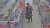 Policie v Praze pátrá po sériovém zloději. Specializuje se na zubní pasty