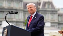 Trump spouští novou akci. USA na ni nasadí 15 tisíc vojáků a 100 letadel