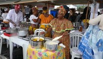 Ulice brazilských měst ovládla africká kultura. Zájem budí tradiční pochoutka