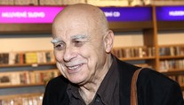 "Jožin z bažin" může slavit, Ivanu Mládkovi je 80! Jak znáte jeho písně? KVÍZ