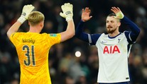 Debut jako hrom. Klobouk dolů, řekl Vaniak. Kinský dodá klid ve hře