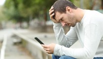 Výpadek u České spořitelny. Lidé se přes web ani mobil nedostali k penězům