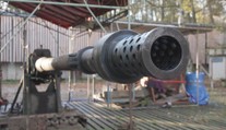 Zbrojní průmysl nestačí vyrábět. Chybí zaměstnanci i suroviny