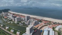 Kimův plážový resort připomíná město duchů. Není jasné, komu má sloužit
