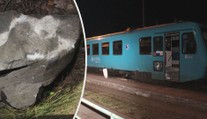 V Doksech se někdo pokusil vykolejit vlak, na trať položil obří balvan