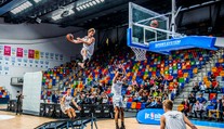 Junior NBA League rozlosována. Dresy Warriors oblékne Sadská!