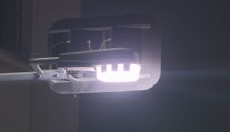Praha trvá na výměně pouličního osvětlení za bezpečnější LED lampy. Změní ale odstín světla