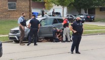 Mladíka, který při nepokojích v USA zastřelil dva lidi, zprostili všech obvinění
