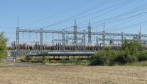 Žena si stěžuje, že jí dodavatel energií stále mění nízký tarif. Má na to nárok