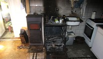 V domě na Rychnovsku vzplála myčka nádobí, muž uvnitř zemřel!