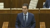 VIDEO: Slovenský premiér "setřel" poslance, nemusel ani nic říct