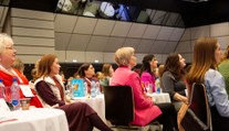 Ze skromné akce mezinárodní událost. Equal Pay Day otevírá debatu už popatnácté