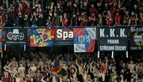 Na Spartě se objevil kontroverzní nápis. Hooligans přišli se zvláštním vysvětlením