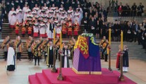Tajemství uchování ostatků královny. Jako živá bude vypadat léta, míní experti