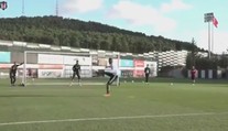 Boateng ukázal kung-fu střelu, kterou může i Zlatan závidět