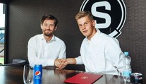 Nečekaný přesun do Ajaxu? Slavný klub chce mladého talenta ze Sparty