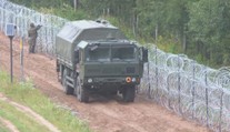 Okamžitě uzavřeme hranice s Běloruskem. Polsku i Pobaltí dochází trpělivost