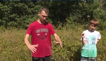 Sto padesát žihadel! Hoch se strýcem popsali hororový vosí útok