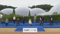 Lídři G7 se shodli na prevenci proti pandemiím, Biden varoval před Čínou