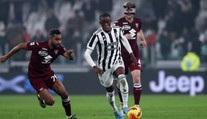 Páteční fotbal v Evropě: Turínské derby bez vítěze, Drchal stále čeká na gól