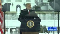 Nad Trumpem se stahují mračna. Demokraté ho chtějí zbavit vlády