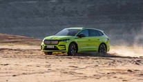 Dva motory, 300 koní a vyšší rychlost. Enyaq vyjíždí jako sportovní "ereso"
