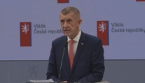 Babiš řekl, jaké si představuje marže pohonných hmot. Orlenu stát půjčí ropu