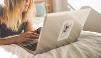 Revoluce v nakupování. E-shopům se daří, kamenné obchody sčítají ztráty
