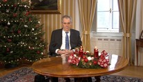 Nebyl to dobrý rok, řekl Zeman při vánočním projevu. Vyzval k povinnému očkování