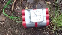 Kešky vypadají jako bomby, budí rozruch! Policie před nimi varuje