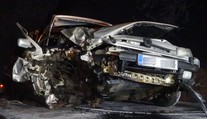 Mladík se chtěl zabít v autě, přejel policistu, který ho zachraňoval