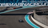 Před finále má lepší formu Hamilton. Rosberg je ale blízko