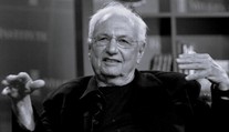 Zemřel legendární architekt Frank Gehry. Jeho ikonické dílo lidé v Praze vidí denně