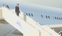 Během nepokojů v Nové Kaledonii zemřelo už několik lidí. Na ostrov dorazil Macron