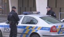 Žena chodila po Brně téměř nahá, oblečení potom ukradla z divadla