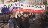 V Brně se demonstrovalo proti sjezdu sudetských Němců. Moc lidí ale nepřišlo