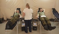 Drsná realita polních nemocnic. Často musíme vybírat, koho zachráníme, říká lékař