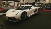V německém Essenu začal autosalon, míří na něj hlavně fanoušci tuningu