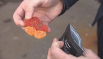 Poslanci řeší prodej regulovaných látek přes internet. Kupce si dvakrát prověří