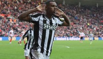FA Cup: Newcastle si podmanil derby. Postup má i Chelsea a Aston Villa