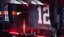 Hvězdný Brady se dočkal velké pocty. Uvedli ho do síně slávy, bude mít i sochu
