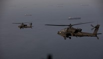 U Hormuzského průlivu se zřítil americký armádní vrtulník. Posádka se zachránila